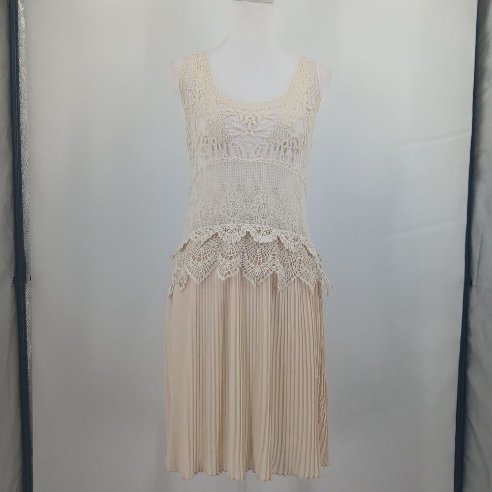 Willow & Clay Crochet Pleated Midi Dress Womens M Beige Boho Romantic